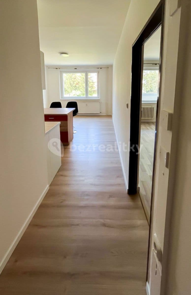 Pronájem bytu 1+1 44 m², Konečná, Karlovy Vary, Karlovarský kraj Pronájem bytu 1+1 44 m², Konečná, Karlovy Vary, Karlovarský kraj
