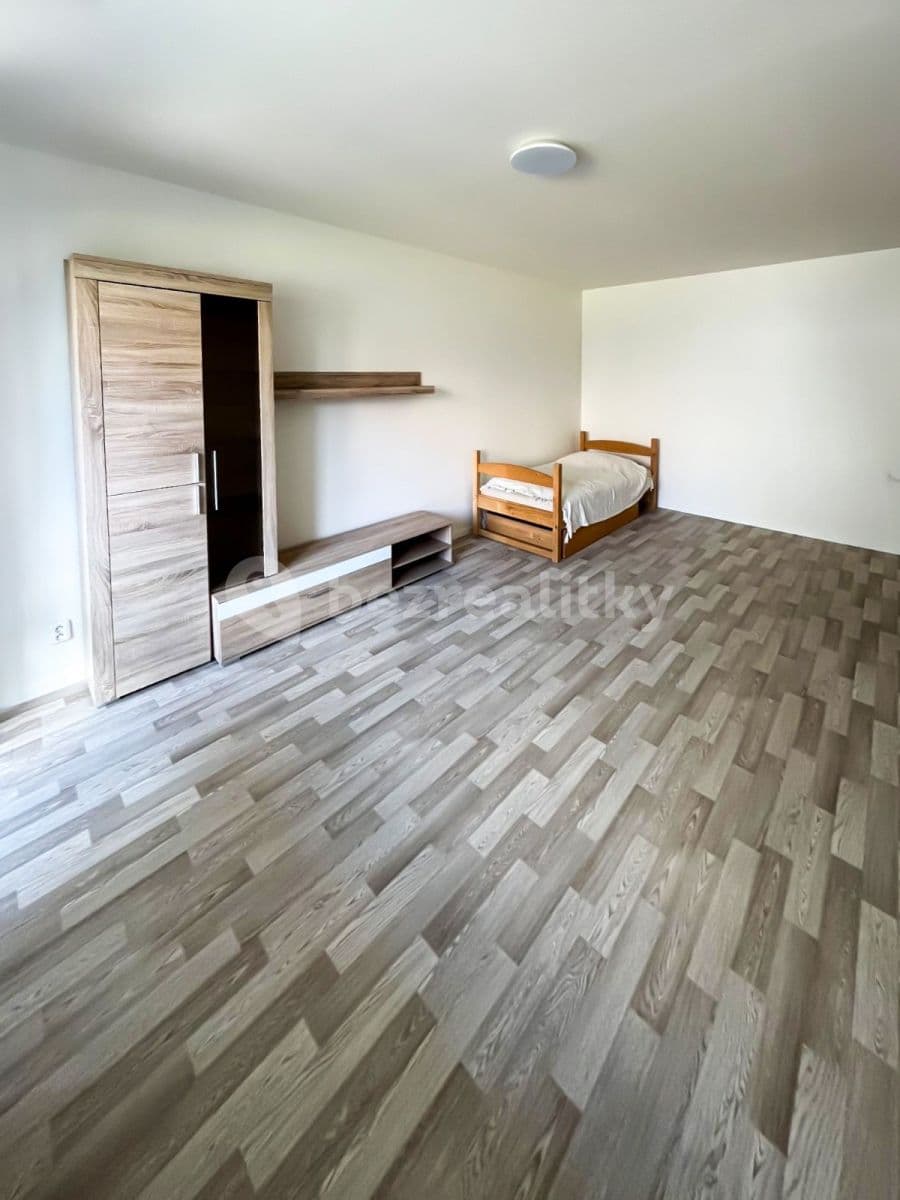 Pronájem bytu 1+1 44 m², Konečná, Karlovy Vary, Karlovarský kraj Pronájem bytu 1+1 44 m², Konečná, Karlovy Vary, Karlovarský kraj