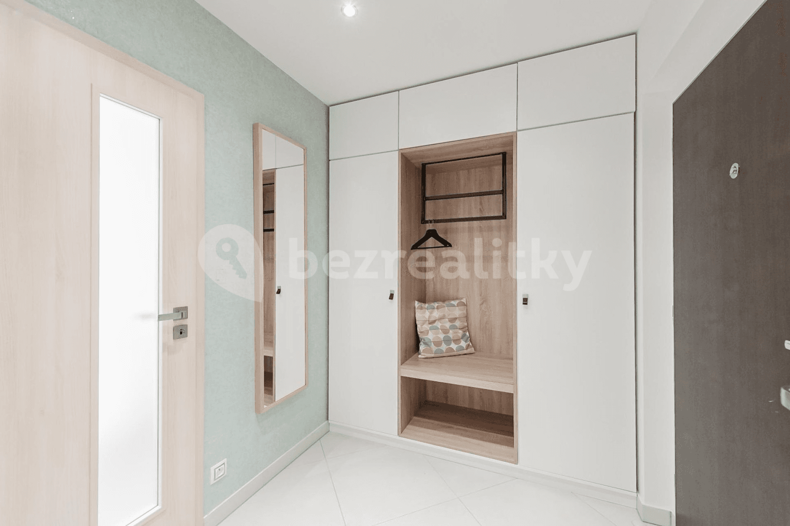 Pronájem bytu 1+kk 39 m², Patočkova, Praha, Praha Pronájem bytu 1+kk 39 m², Patočkova, Praha, Praha