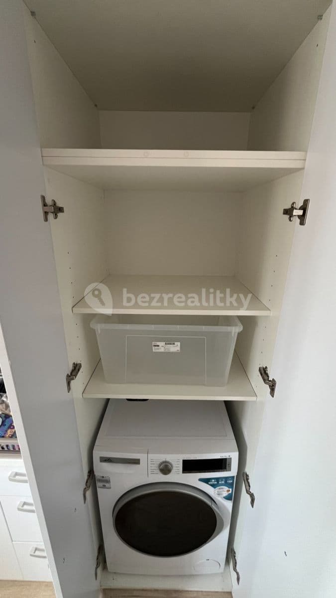 Pronájem bytu Garsoniéra 32 m², Topolová, Praha, Praha Pronájem bytu Garsoniéra 32 m², Topolová, Praha, Praha