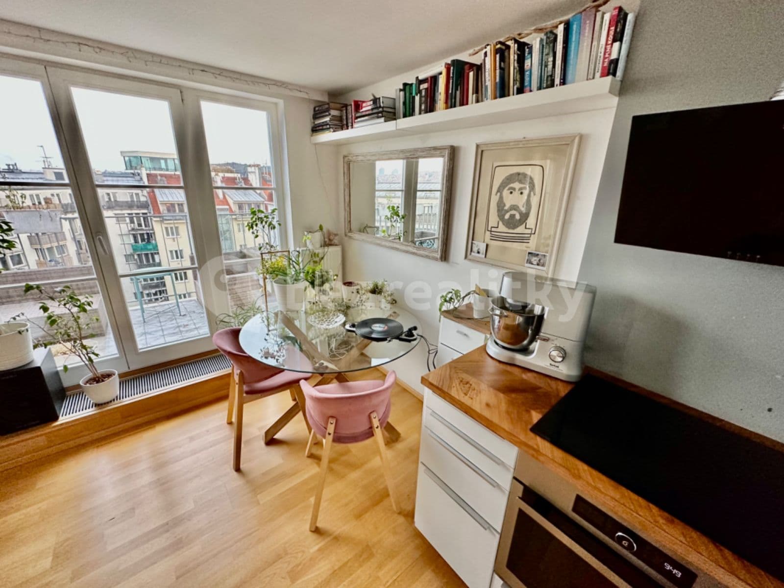 Pronájem bytu 2+kk 48 m², U Křížku, Praha, Praha Pronájem bytu 2+kk 48 m², U Křížku, Praha, Praha
