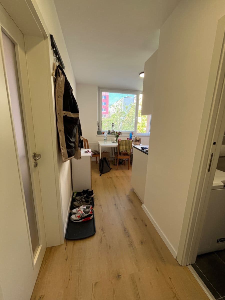 Pronájem bytu 1+1 35 m², Sídliště Osvobození, Vyškov, Jihomoravský kraj Pronájem bytu 1+1 35 m², Sídliště Osvobození, Vyškov, Jihomoravský kraj