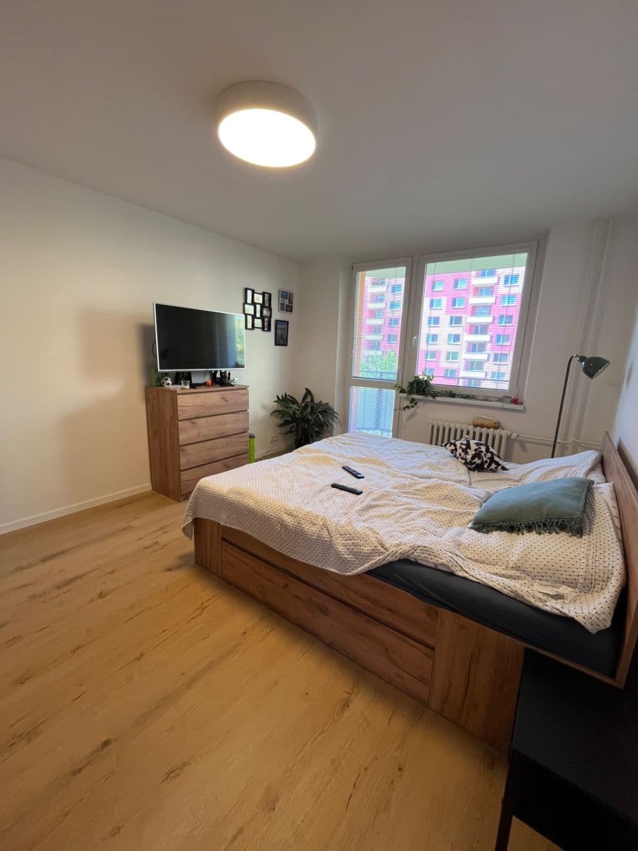 Pronájem bytu 1+1 35 m², Sídliště Osvobození, Vyškov, Jihomoravský kraj Pronájem bytu 1+1 35 m², Sídliště Osvobození, Vyškov, Jihomoravský kraj