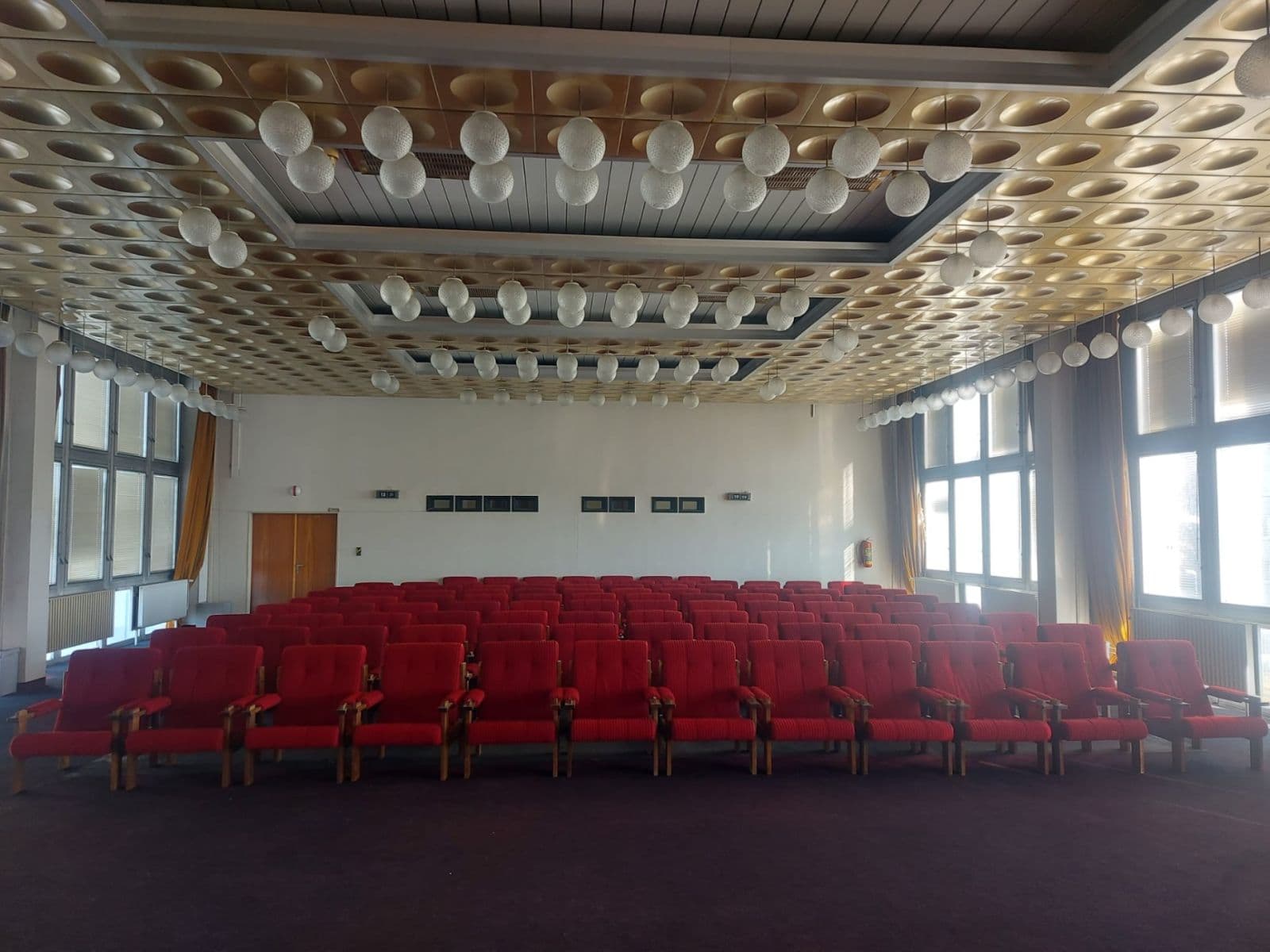 Pronájem nebytového prostoru 233 m², Za Mototechnou, Praha, Praha Pronájem nebytového prostoru 233 m², Za Mototechnou, Praha, Praha