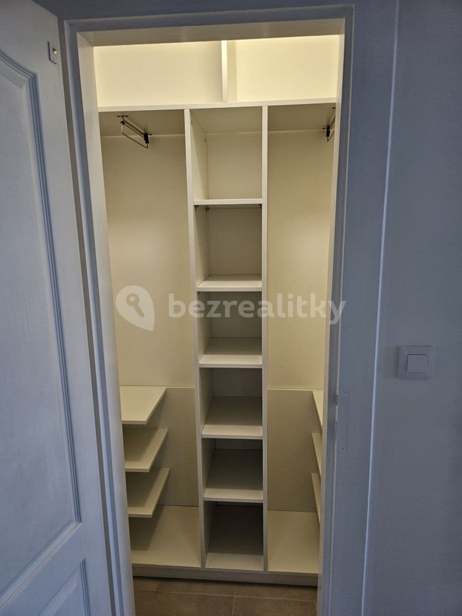 Pronájem bytu 2+1 70 m², Viniční, Brno, Jihomoravský kraj Pronájem bytu 2+1 70 m², Viniční, Brno, Jihomoravský kraj