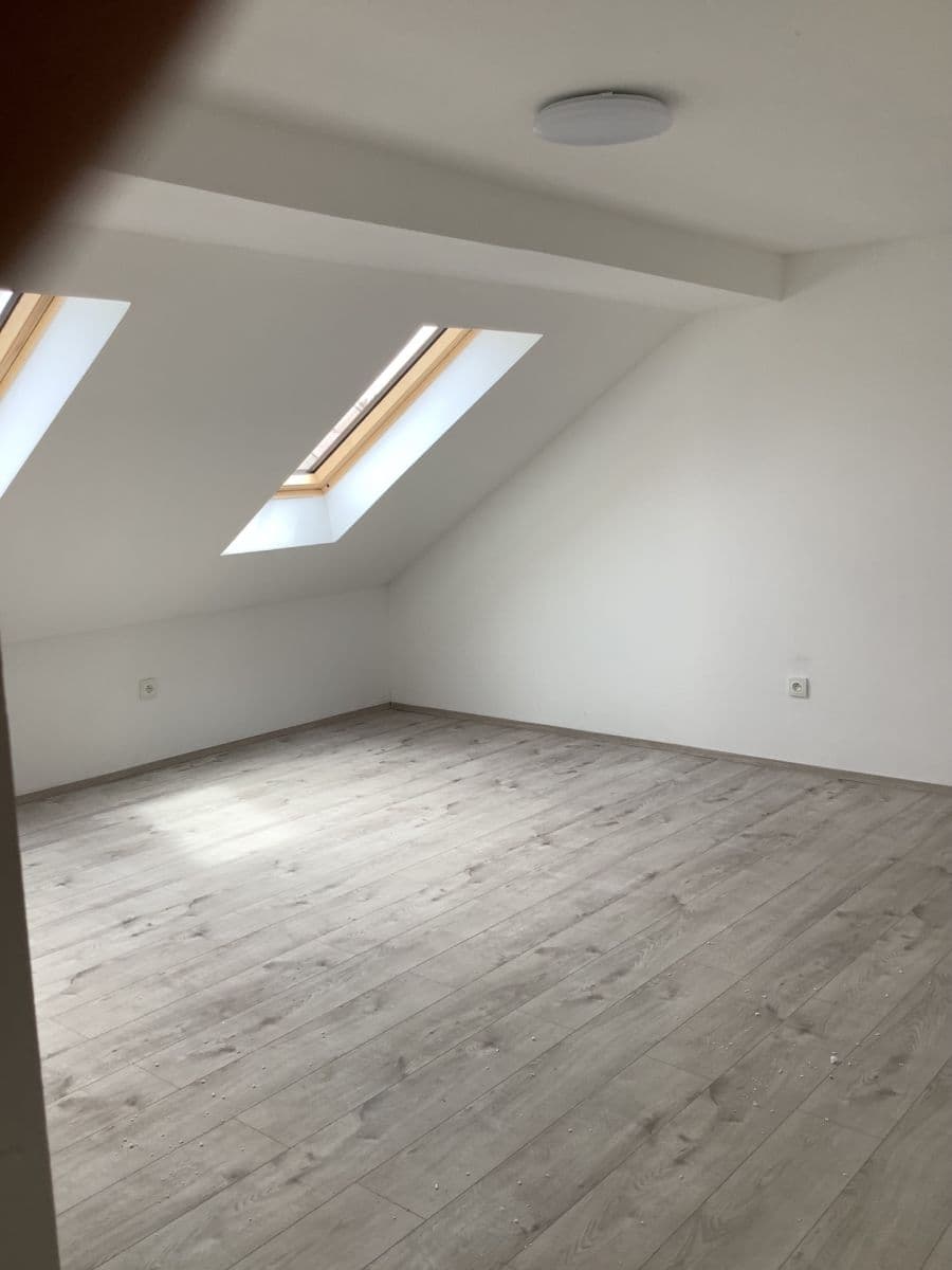 Pronájem bytu 1+1 46 m², Deblín, Jihomoravský kraj Pronájem bytu 1+1 46 m², Deblín, Jihomoravský kraj