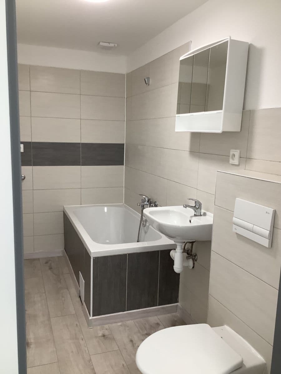 Pronájem bytu 1+1 46 m², Deblín, Jihomoravský kraj Pronájem bytu 1+1 46 m², Deblín, Jihomoravský kraj