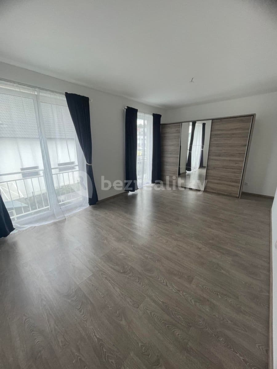 Pronájem domu 97 m², pozemek 130 m², Tři Vršky, Králův Dvůr, Středočeský kraj Pronájem domu 97 m², pozemek 130 m², Tři Vršky, Králův Dvůr, Středočeský kraj