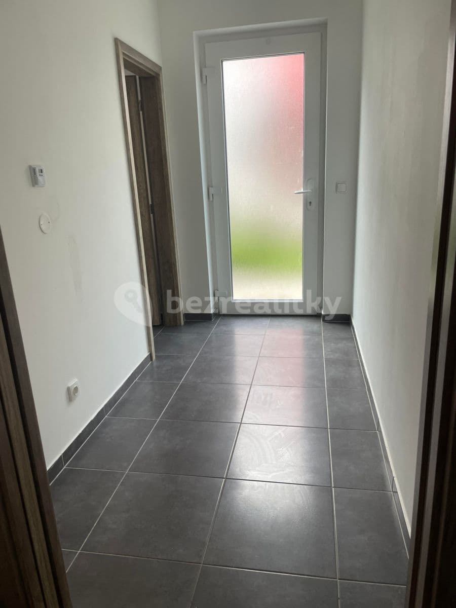 Pronájem domu 97 m², pozemek 130 m², Tři Vršky, Králův Dvůr, Středočeský kraj Pronájem domu 97 m², pozemek 130 m², Tři Vršky, Králův Dvůr, Středočeský kraj