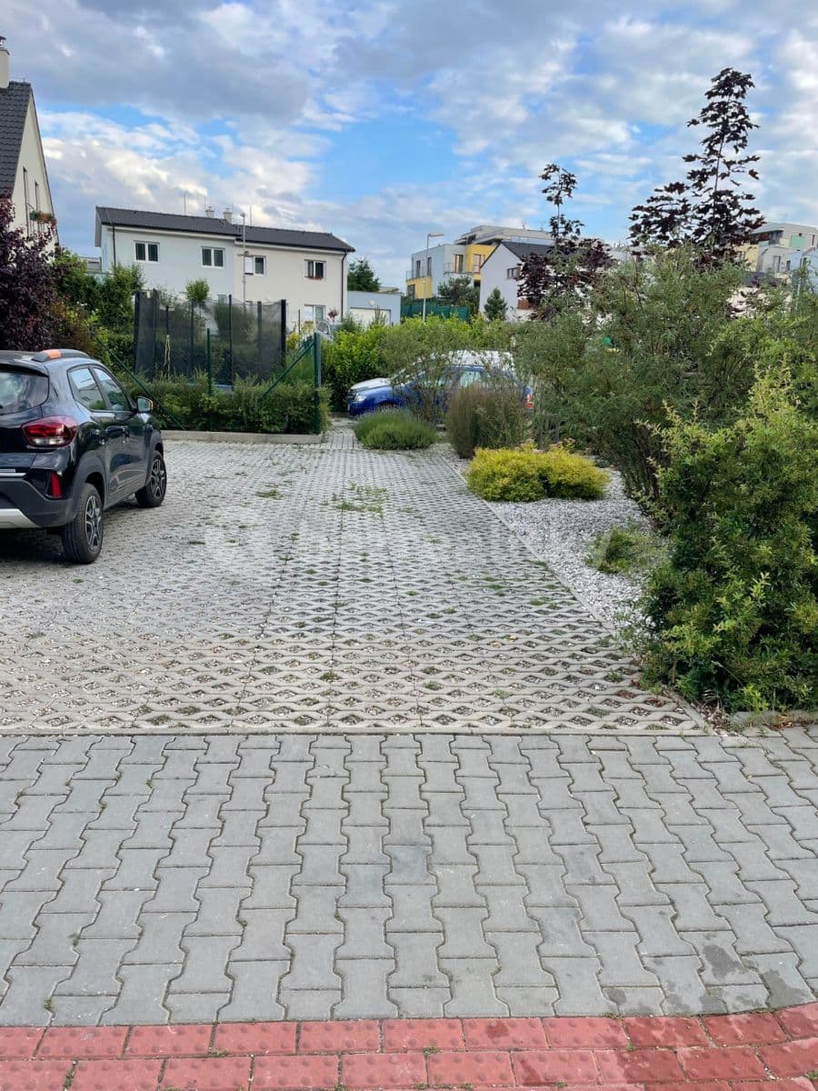 Pronájem domu 97 m², pozemek 130 m², Tři Vršky, Králův Dvůr, Středočeský kraj Pronájem domu 97 m², pozemek 130 m², Tři Vršky, Králův Dvůr, Středočeský kraj