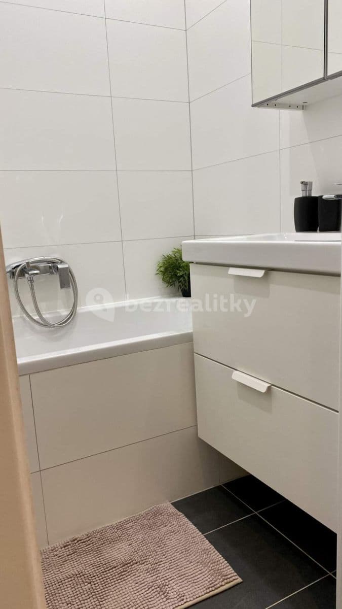 Pronájem bytu 2+kk 66 m², Na Královkách, Kuřim, Jihomoravský kraj Pronájem bytu 2+kk 66 m², Na Královkách, Kuřim, Jihomoravský kraj