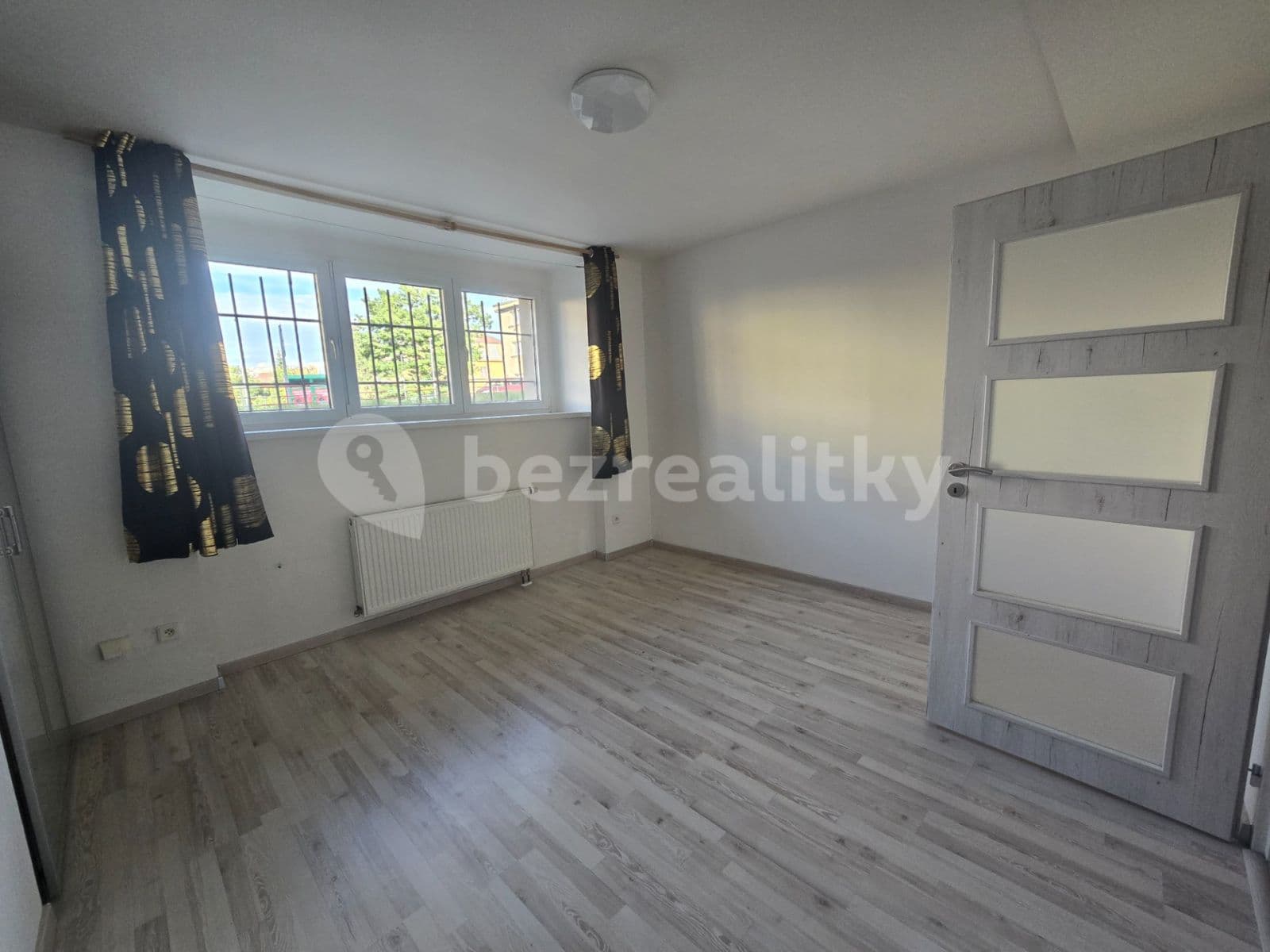 Pronájem bytu 3+1 82 m², Michelská, Praha, Praha Pronájem bytu 3+1 82 m², Michelská, Praha, Praha