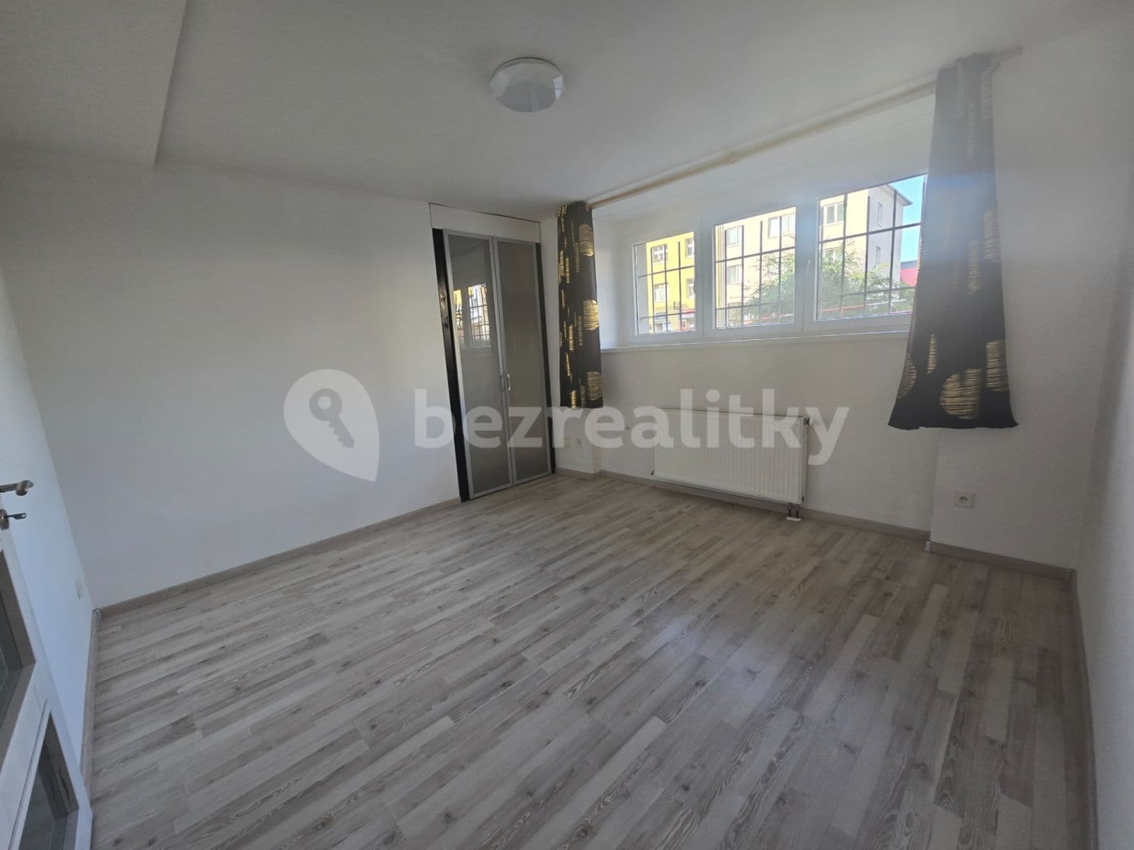 Pronájem bytu 3+1 82 m², Michelská, Praha, Praha Pronájem bytu 3+1 82 m², Michelská, Praha, Praha