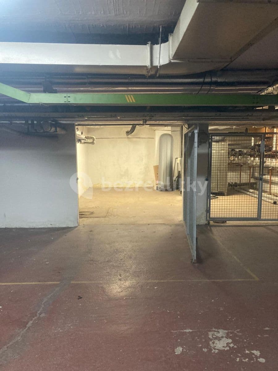 Pronájem garáže 20 m², Perunova, Praha, Praha Pronájem garáže 20 m², Perunova, Praha, Praha