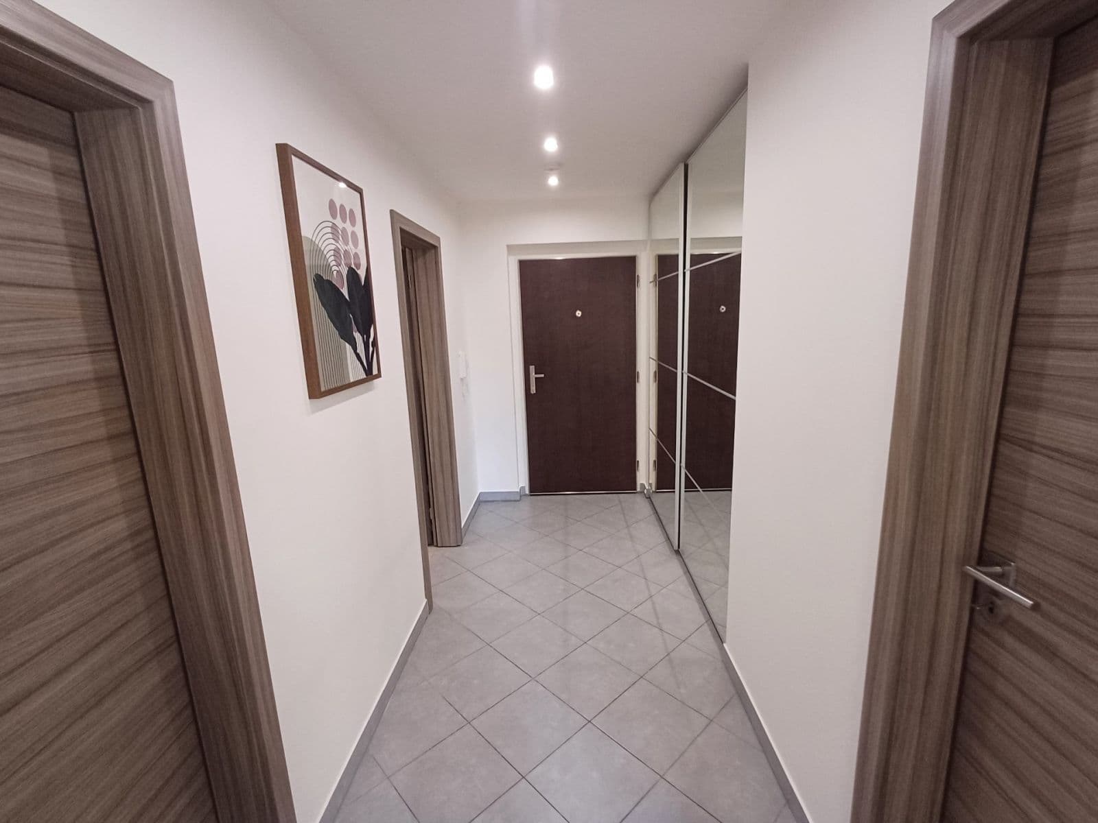 Pronájem bytu 2+kk 63 m², V Háji, Praha, Praha Pronájem bytu 2+kk 63 m², V Háji, Praha, Praha