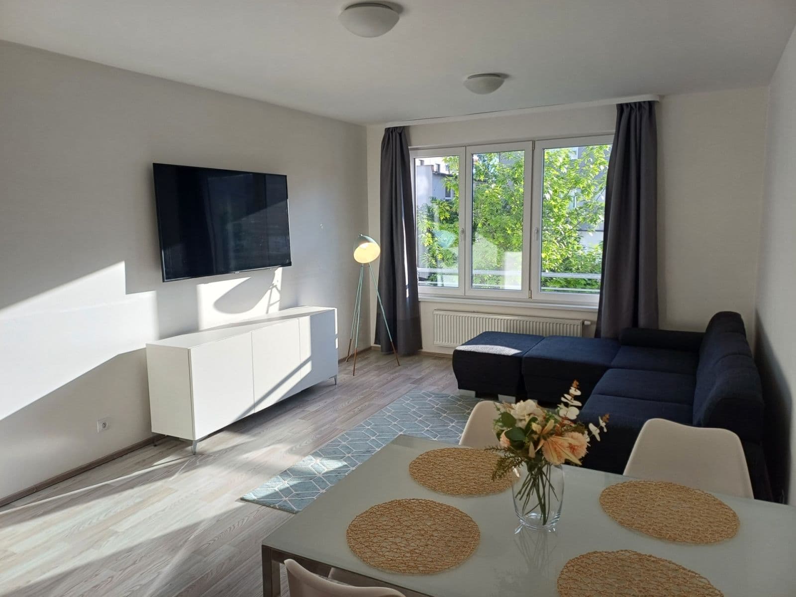 Pronájem bytu 2+kk 63 m², V Háji, Praha, Praha Pronájem bytu 2+kk 63 m², V Háji, Praha, Praha