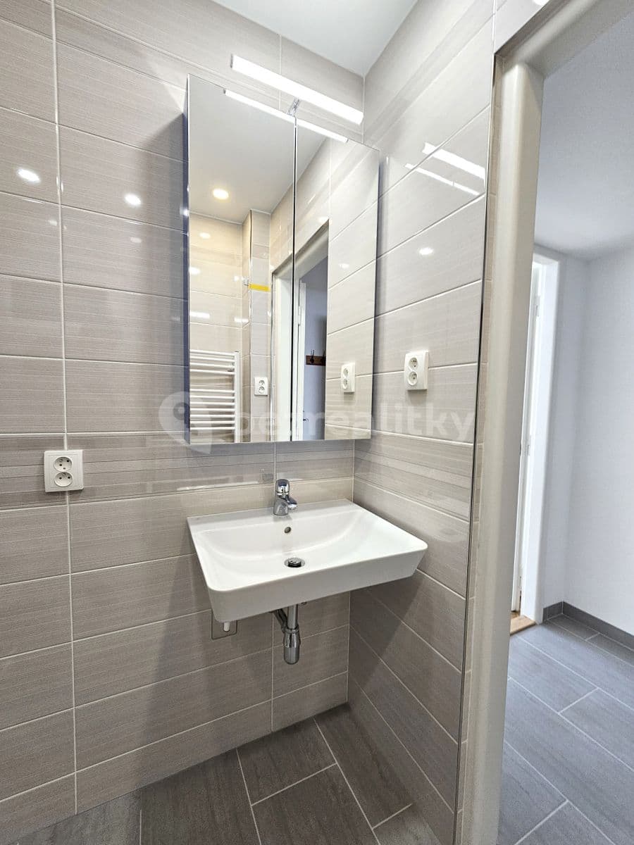 Pronájem bytu Garsoniéra 28 m², Heřmanova, Praha, Praha Pronájem bytu Garsoniéra 28 m², Heřmanova, Praha, Praha