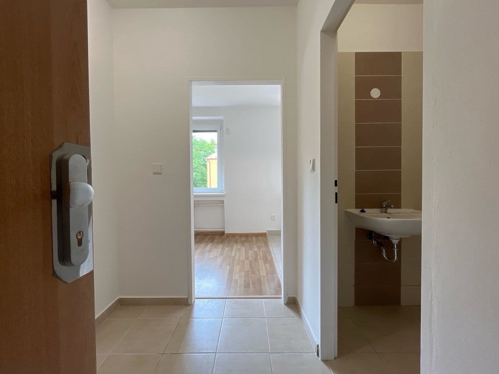 Pronájem bytu 2+kk 38 m², Dukelská, Havířov, Moravskoslezský kraj Pronájem bytu 2+kk 38 m², Dukelská, Havířov, Moravskoslezský kraj