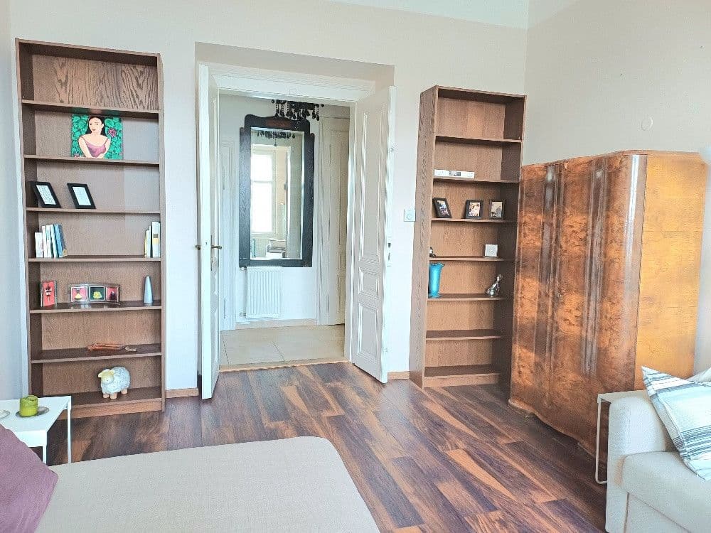 Pronájem bytu 80 m², Hořejší nábřeží, Praha, Praha Pronájem bytu 80 m², Hořejší nábřeží, Praha, Praha