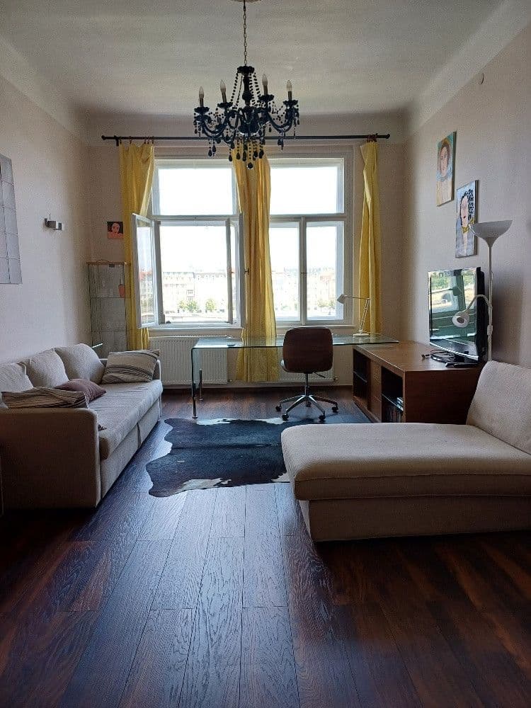 Pronájem bytu 80 m², Hořejší nábřeží, Praha, Praha Pronájem bytu 80 m², Hořejší nábřeží, Praha, Praha