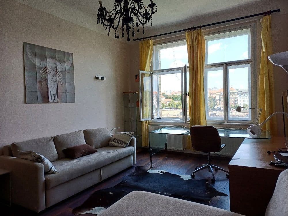 Pronájem bytu 80 m², Hořejší nábřeží, Praha, Praha Pronájem bytu 80 m², Hořejší nábřeží, Praha, Praha