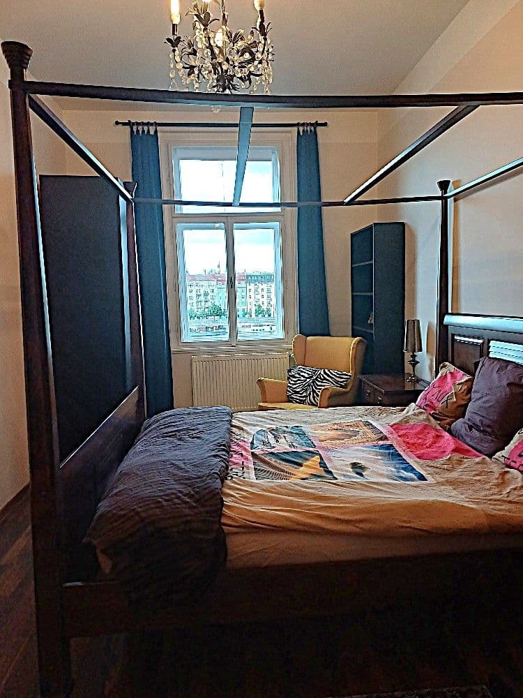 Pronájem bytu 80 m², Hořejší nábřeží, Praha, Praha Pronájem bytu 80 m², Hořejší nábřeží, Praha, Praha