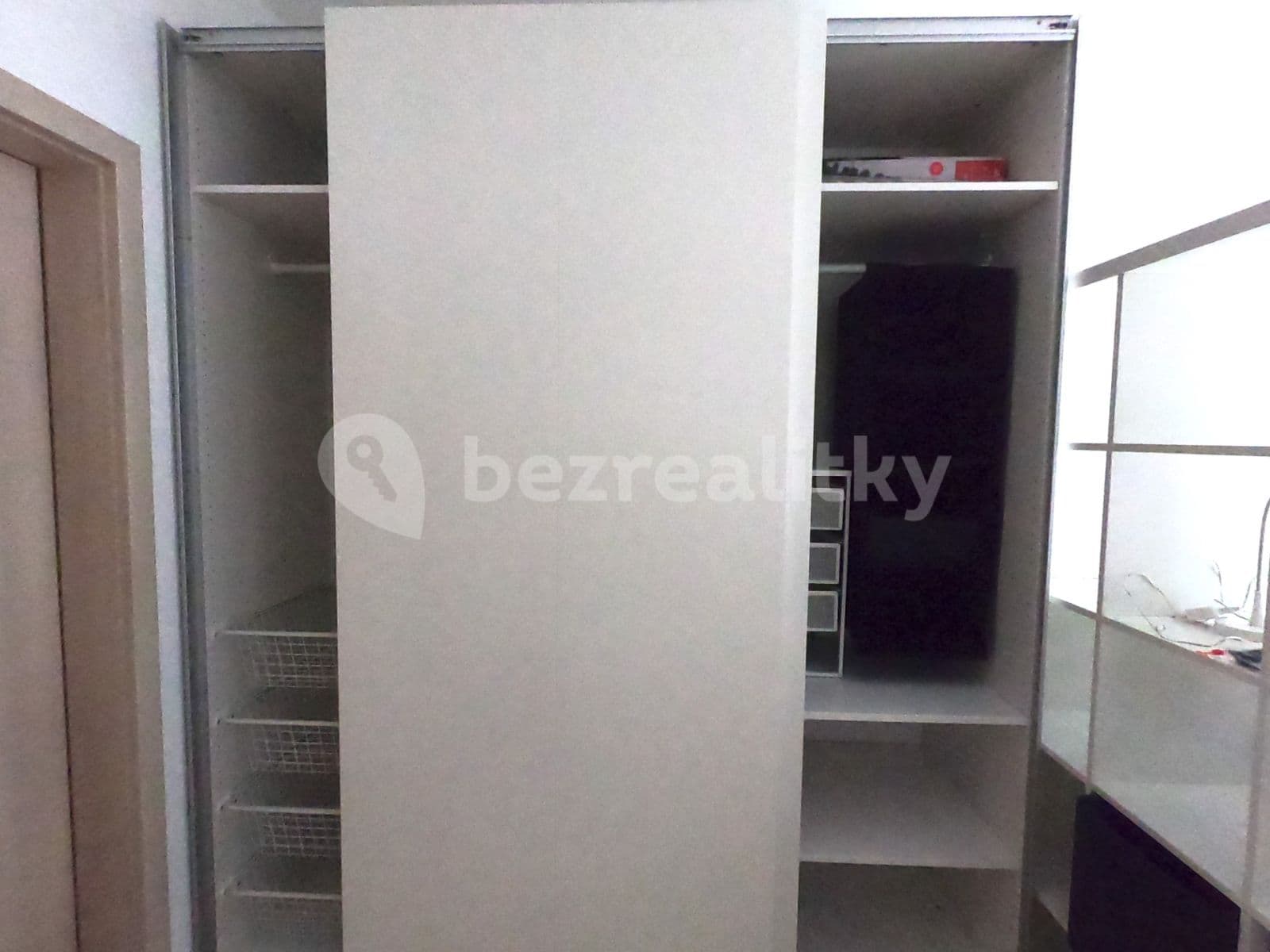 Pronájem bytu 1+kk 37 m², Olšanská, Praha, Praha Pronájem bytu 1+kk 37 m², Olšanská, Praha, Praha