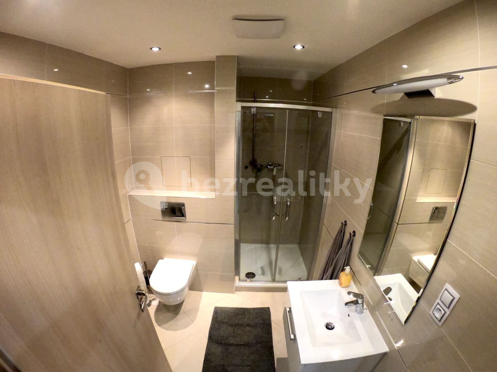 Pronájem bytu 1+kk 37 m², Olšanská, Praha, Praha Pronájem bytu 1+kk 37 m², Olšanská, Praha, Praha