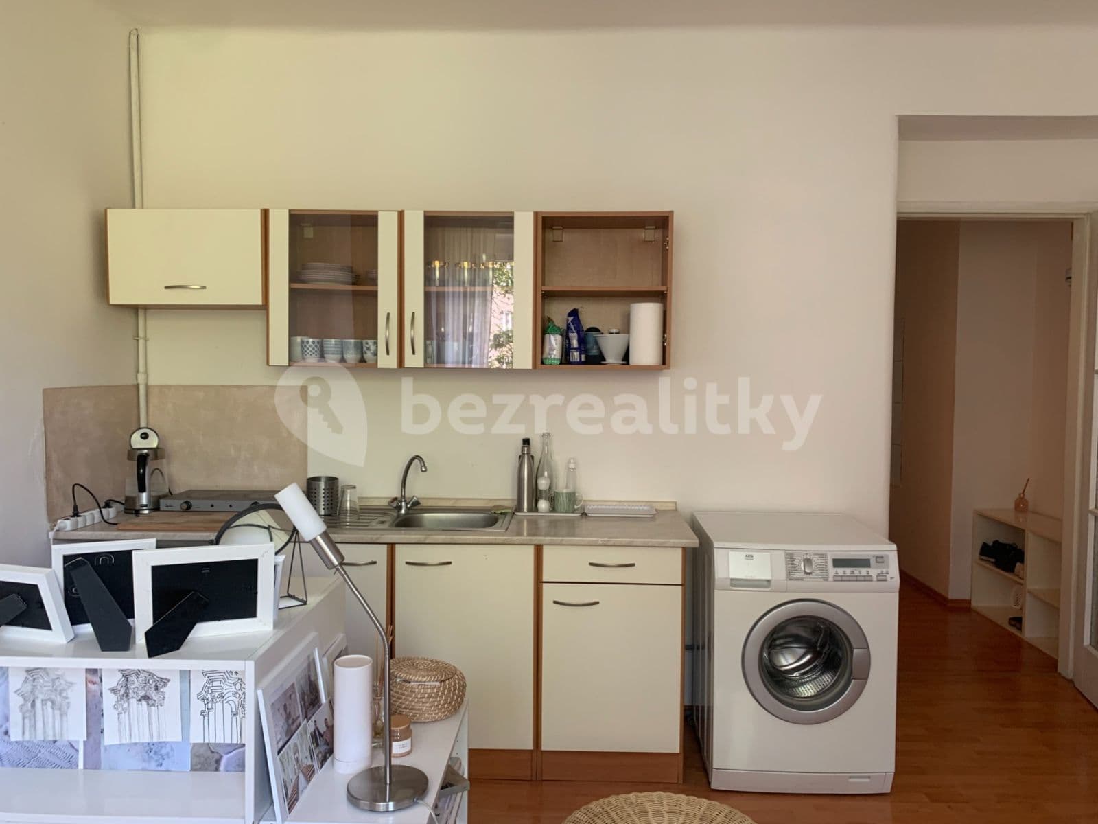 Pronájem bytu 1+kk 28 m², Ve Struhách, Praha, Praha Pronájem bytu 1+kk 28 m², Ve Struhách, Praha, Praha