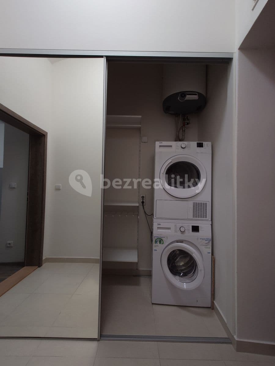 Pronájem bytu Garsoniéra 28 m², Erbenova, Praha, Praha Pronájem bytu Garsoniéra 28 m², Erbenova, Praha, Praha