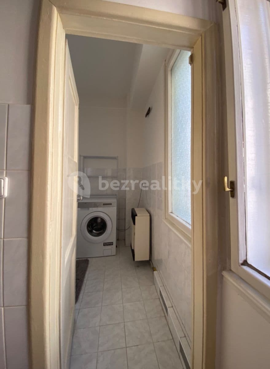 Pronájem bytu 1+1 39 m², Viklefova, Praha, Praha Pronájem bytu 1+1 39 m², Viklefova, Praha, Praha