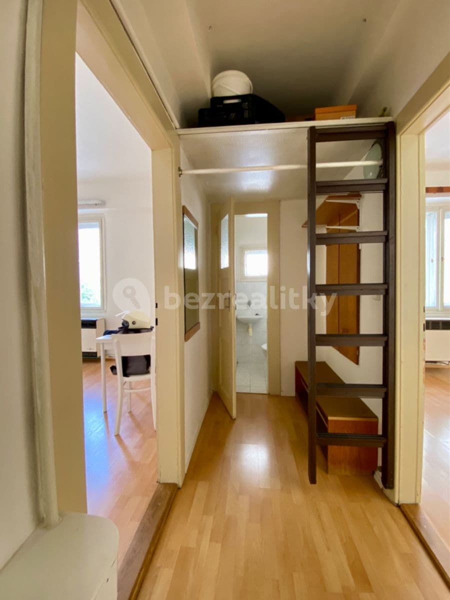 Pronájem bytu 1+1 39 m², Viklefova, Praha, Praha Pronájem bytu 1+1 39 m², Viklefova, Praha, Praha
