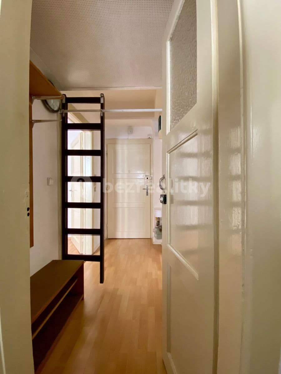 Pronájem bytu 1+1 39 m², Viklefova, Praha, Praha Pronájem bytu 1+1 39 m², Viklefova, Praha, Praha