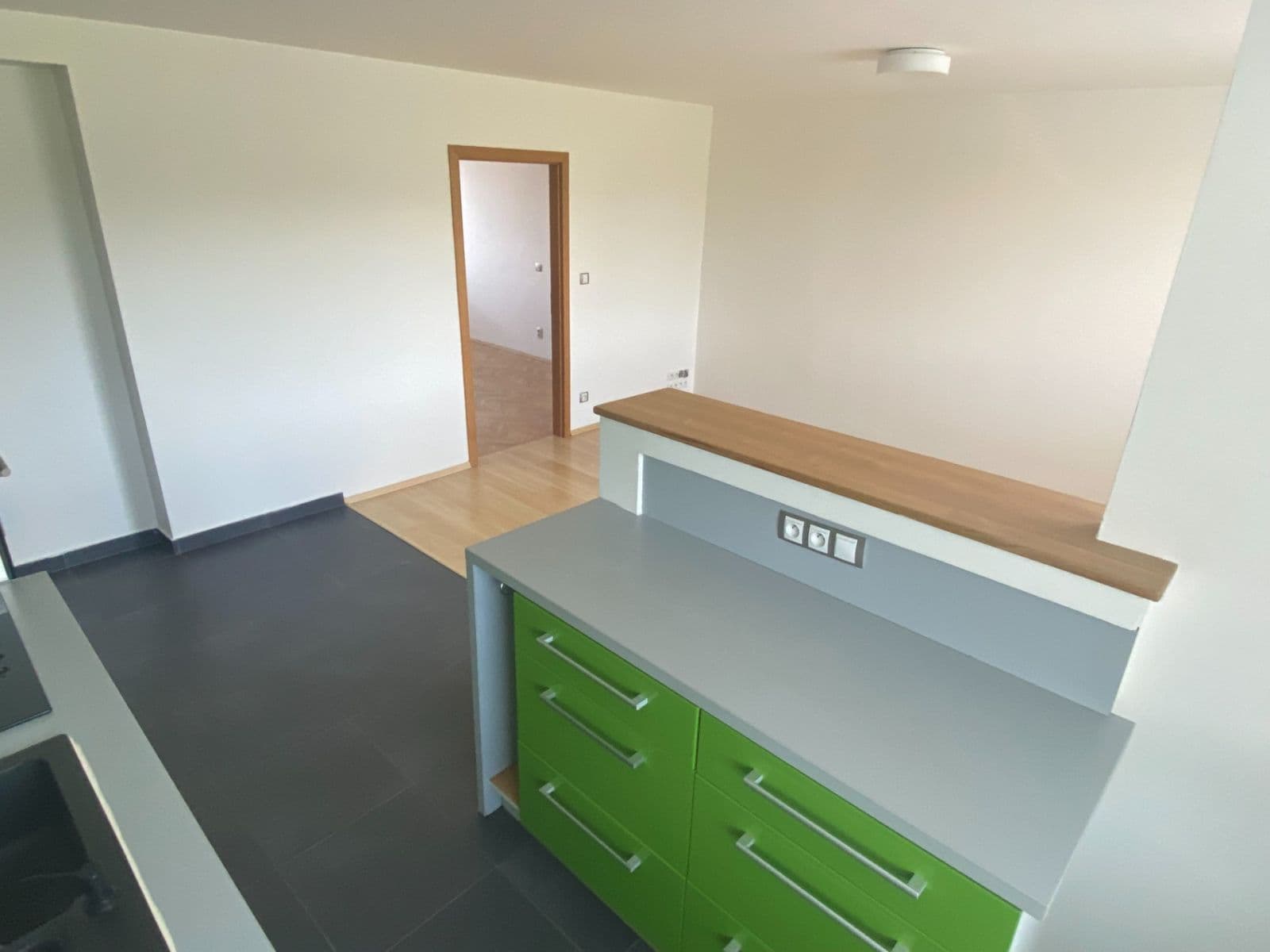 Pronájem bytu 2+kk 60 m², Školní, Drásov, Jihomoravský kraj Pronájem bytu 2+kk 60 m², Školní, Drásov, Jihomoravský kraj