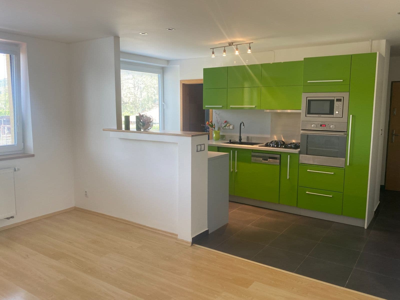 Pronájem bytu 2+kk 60 m², Školní, Drásov, Jihomoravský kraj Pronájem bytu 2+kk 60 m², Školní, Drásov, Jihomoravský kraj