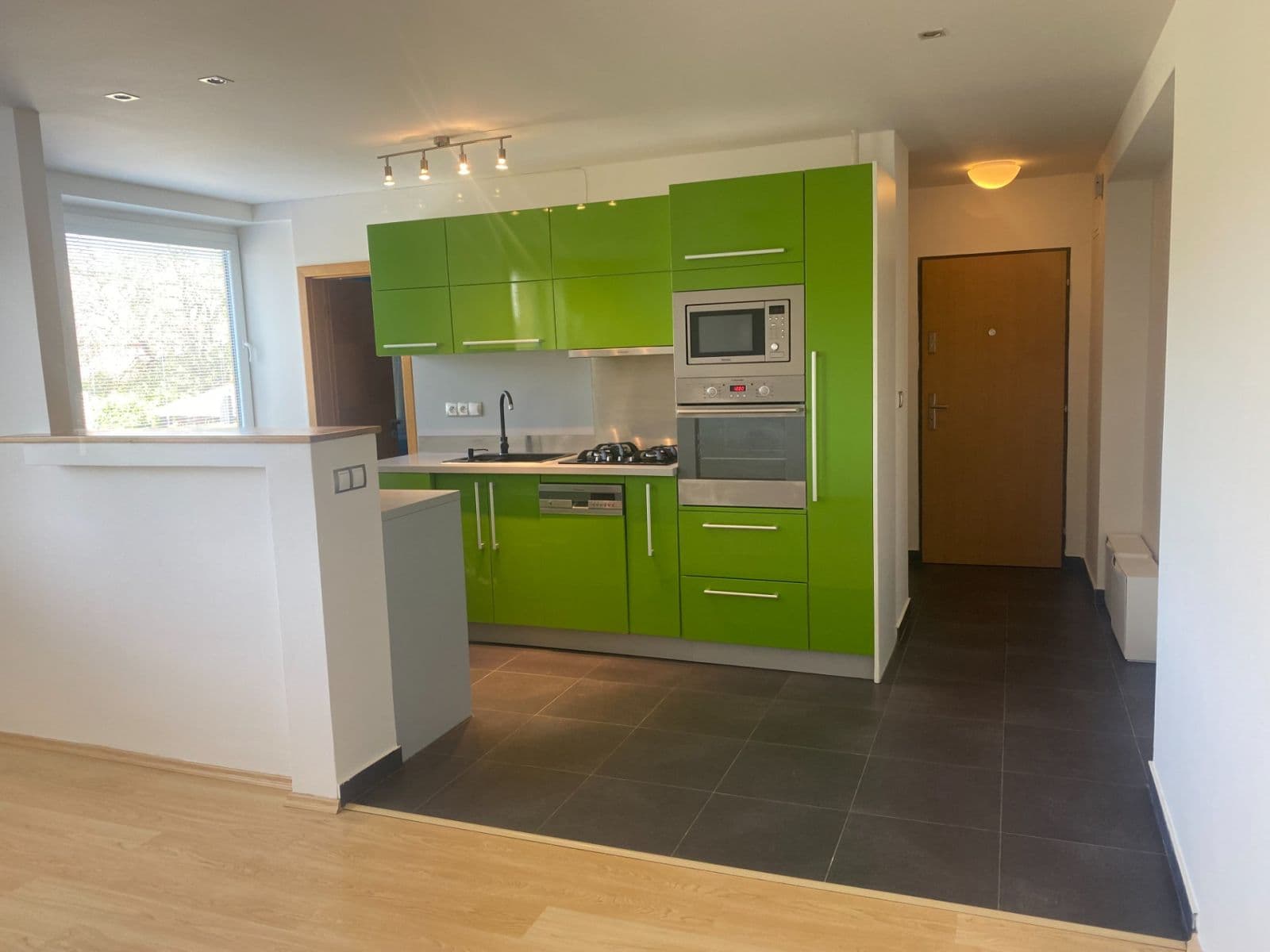 Pronájem bytu 2+kk 60 m², Školní, Drásov, Jihomoravský kraj Pronájem bytu 2+kk 60 m², Školní, Drásov, Jihomoravský kraj