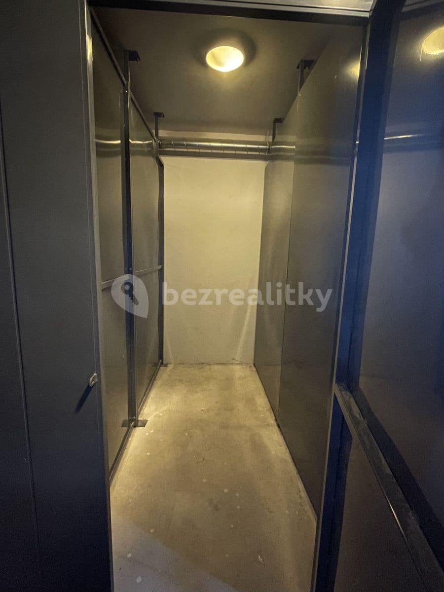 Pronájem bytu 2+kk 57 m², Okrová, Náchod, Královéhradecký kraj Pronájem bytu 2+kk 57 m², Okrová, Náchod, Královéhradecký kraj