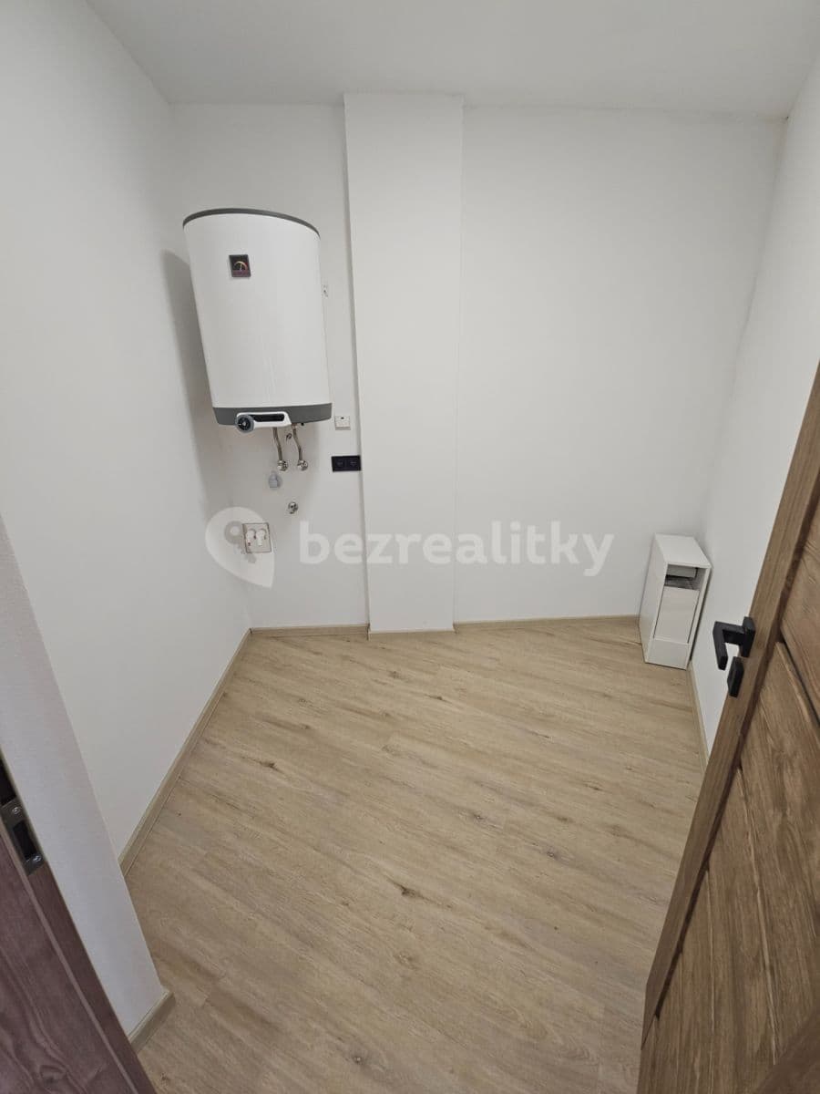 Pronájem bytu 2+kk 55 m², Kolmá, Olomouc, Olomoucký kraj Pronájem bytu 2+kk 55 m², Kolmá, Olomouc, Olomoucký kraj
