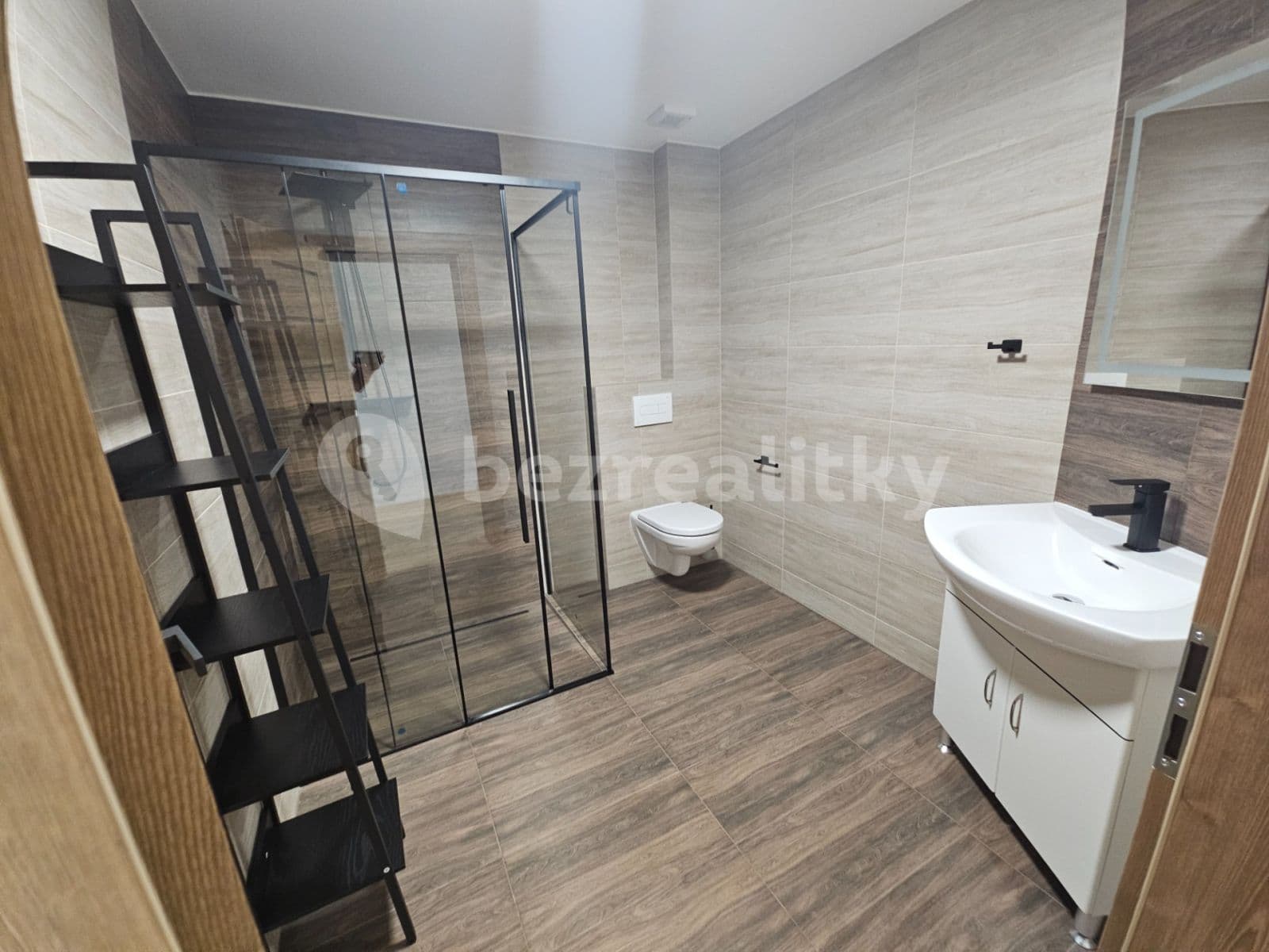 Pronájem bytu 2+kk 55 m², Kolmá, Olomouc, Olomoucký kraj Pronájem bytu 2+kk 55 m², Kolmá, Olomouc, Olomoucký kraj