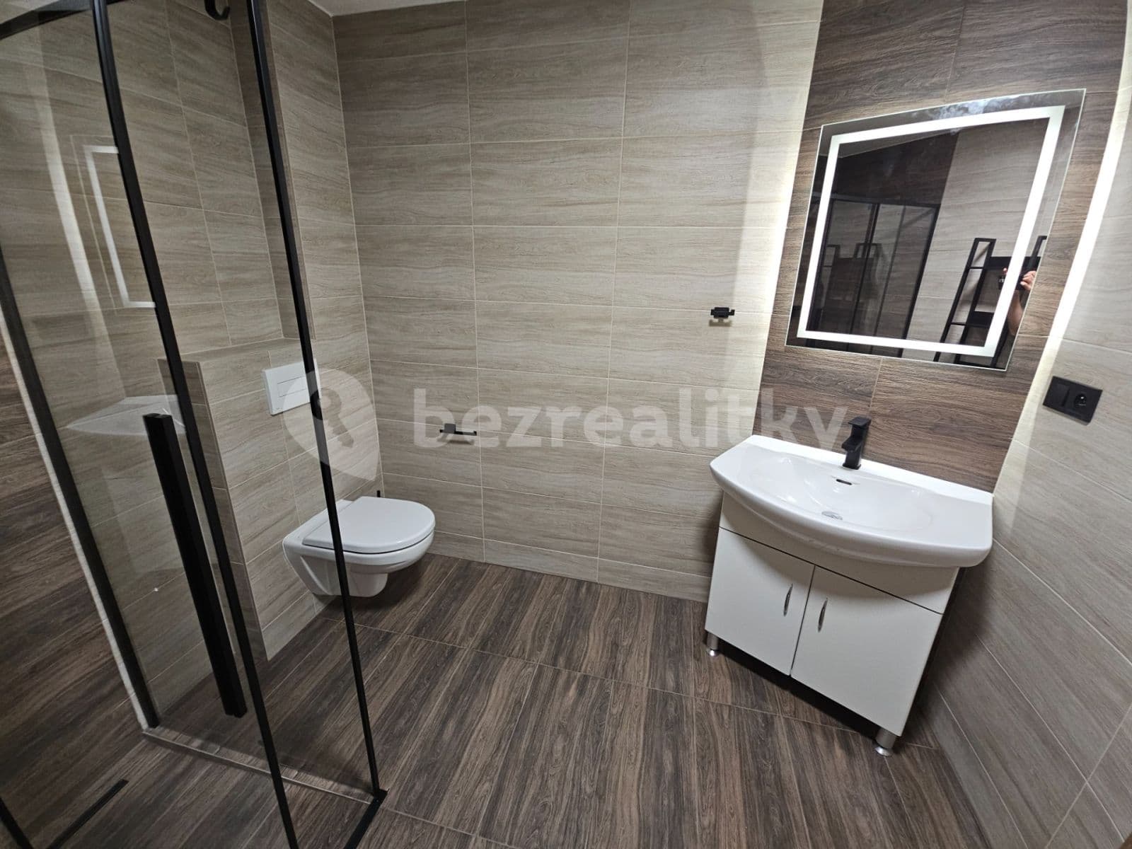 Pronájem bytu 2+kk 55 m², Kolmá, Olomouc, Olomoucký kraj Pronájem bytu 2+kk 55 m², Kolmá, Olomouc, Olomoucký kraj