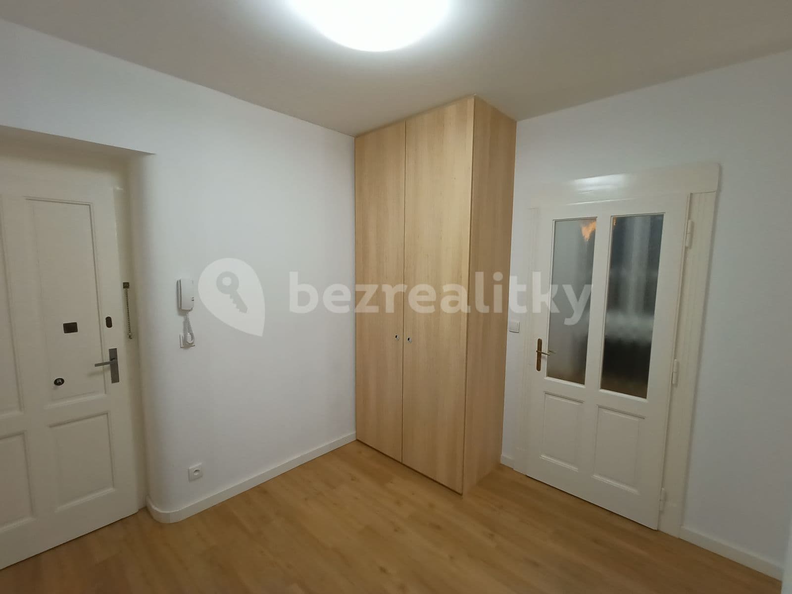 Pronájem bytu 2+kk 50 m², U Nikolajky, Praha, Praha Pronájem bytu 2+kk 50 m², U Nikolajky, Praha, Praha