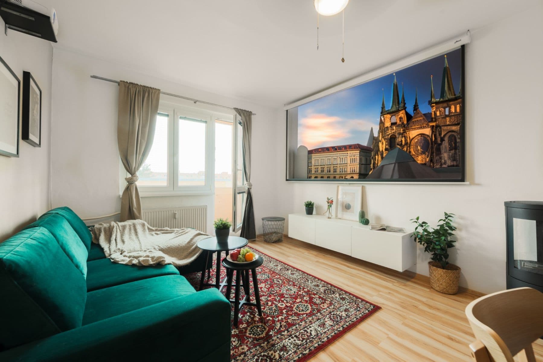 Prodej bytu 2+1 55 m², Chotutická, Praha, Praha Prodej bytu 2+1 55 m², Chotutická, Praha, Praha