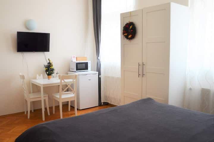 Pronájem bytu 20 m², Orebitská, Praha, Praha Pronájem bytu 20 m², Orebitská, Praha, Praha