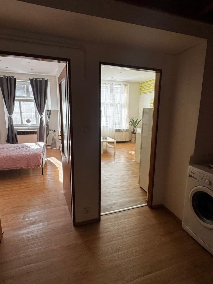 Pronájem bytu 2+kk 45 m², Zelenky-Hajského, Praha, Praha Pronájem bytu 2+kk 45 m², Zelenky-Hajského, Praha, Praha