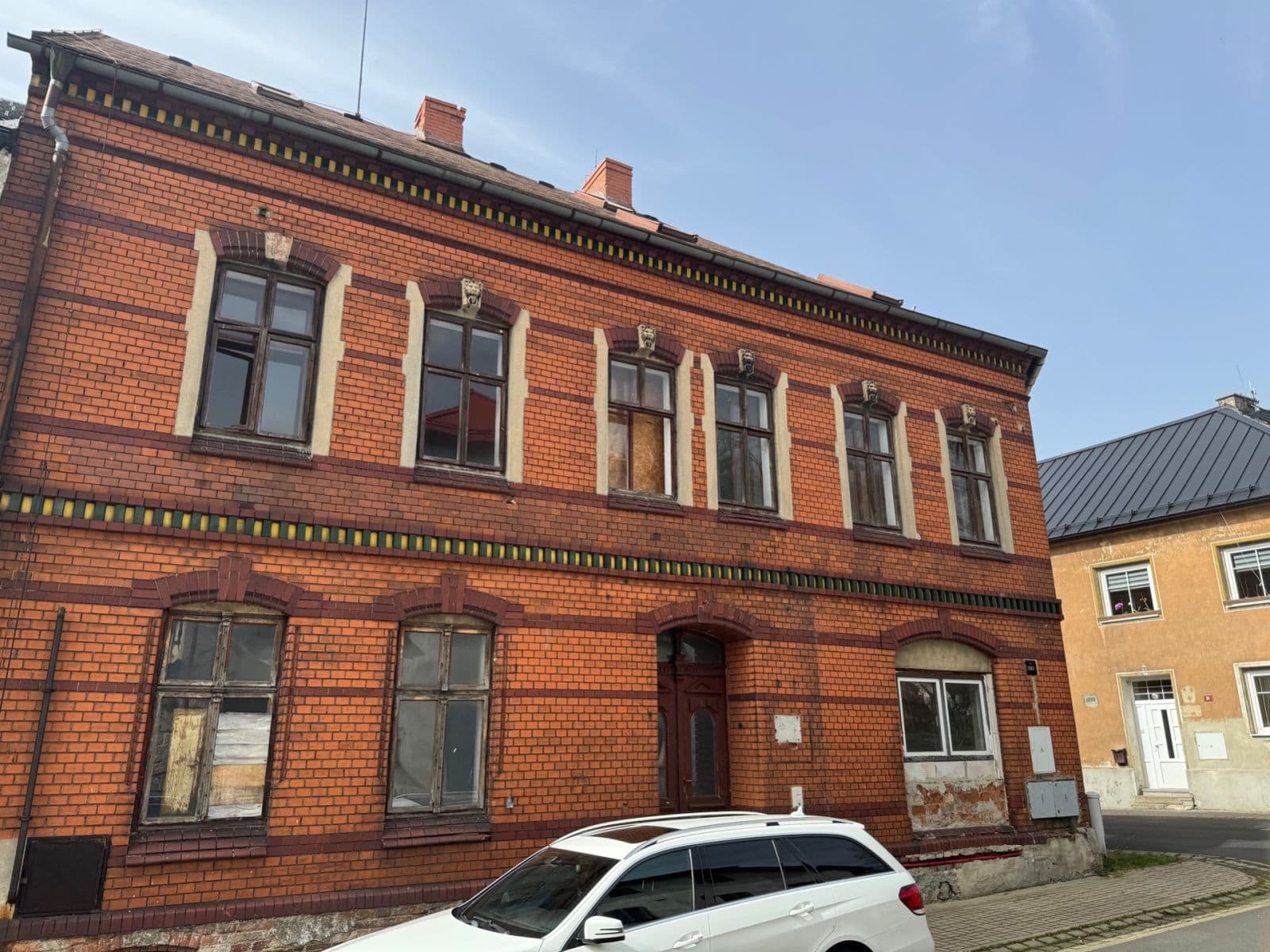 Pronájem domu 706 m², pozemek 435 m², Výsluní, Ústecký kraj Pronájem domu 706 m², pozemek 435 m², Výsluní, Ústecký kraj