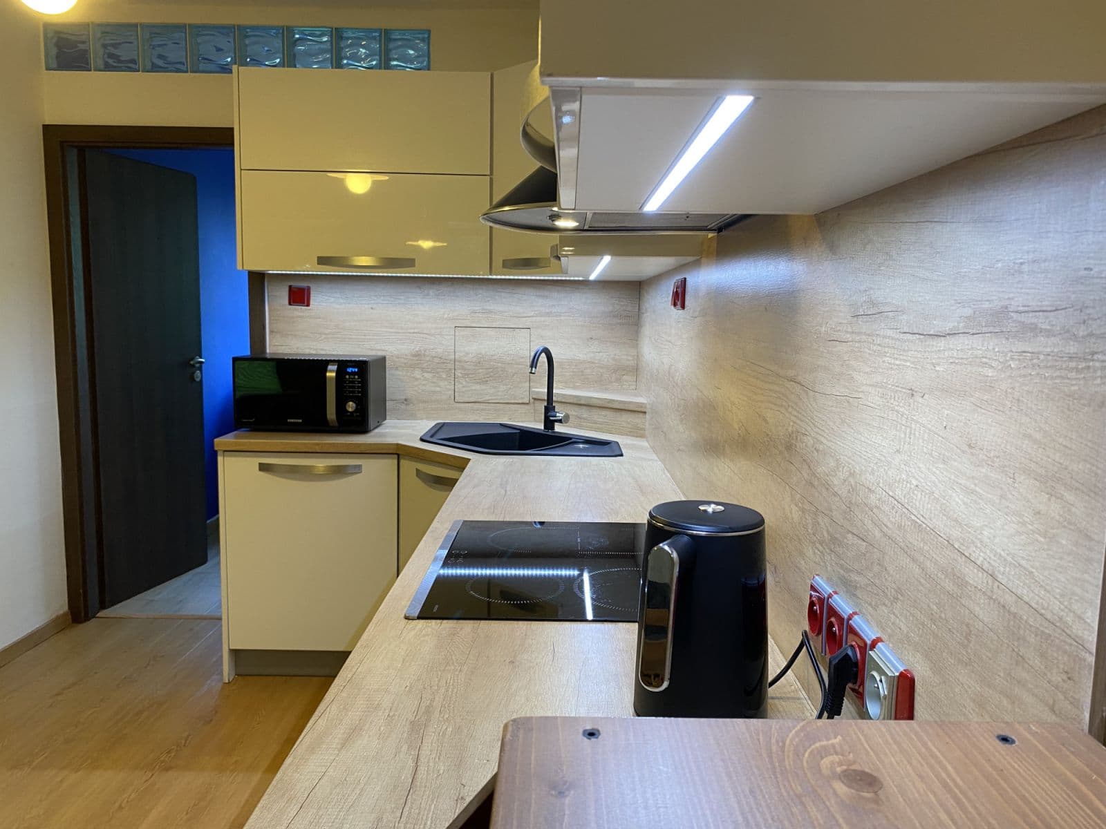 Pronájem bytu 52 m², Hrusická, Praha, Praha Pronájem bytu 52 m², Hrusická, Praha, Praha