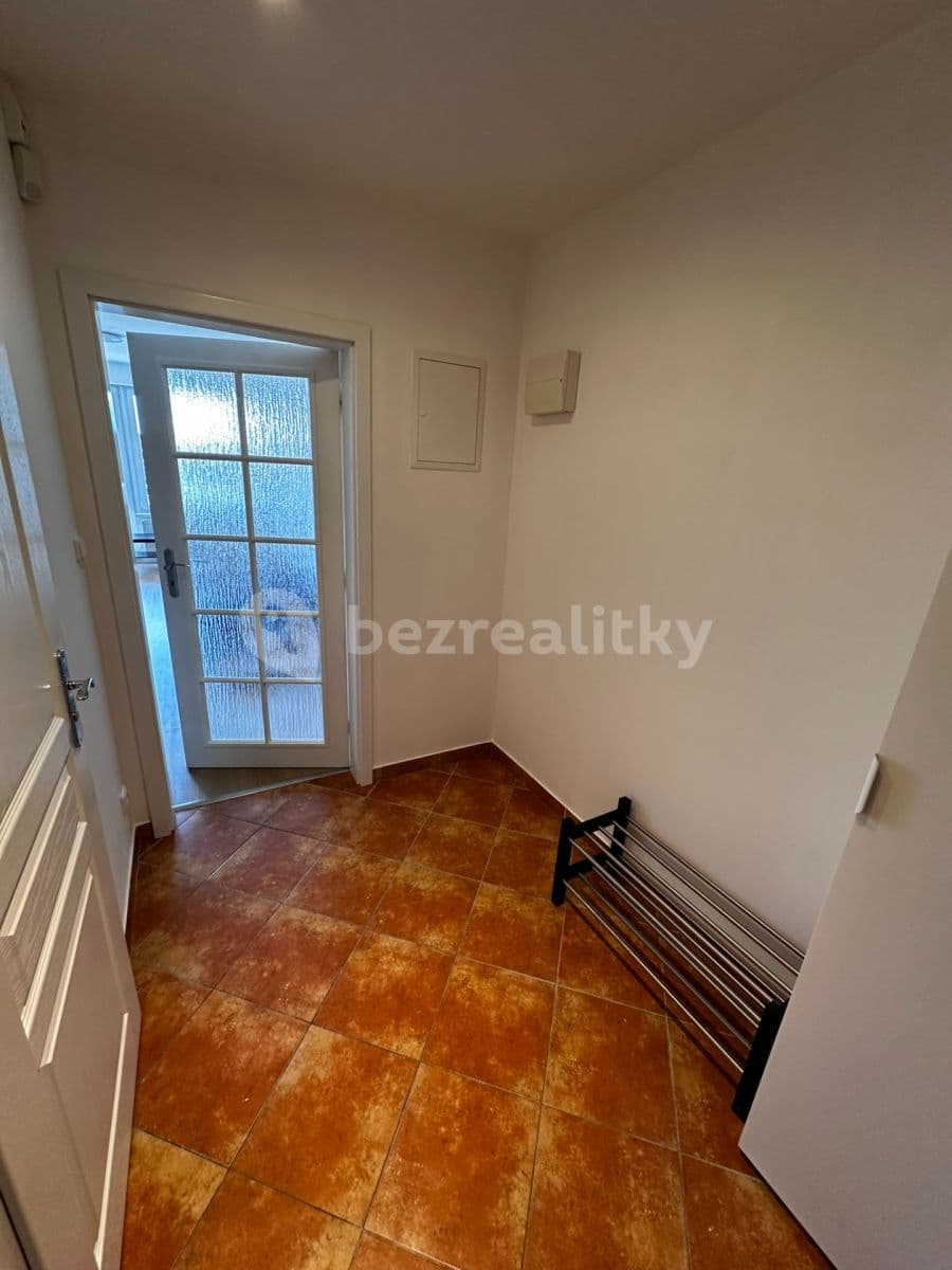 Pronájem bytu 1+kk 34 m², Toskánská, Hostivice, Středočeský kraj Pronájem bytu 1+kk 34 m², Toskánská, Hostivice, Středočeský kraj