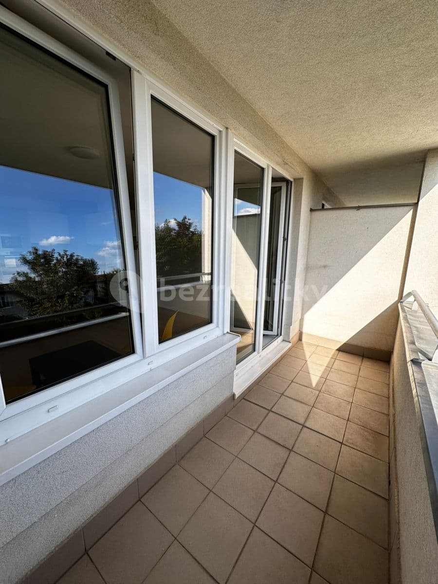 Pronájem bytu 1+kk 34 m², Toskánská, Hostivice, Středočeský kraj Pronájem bytu 1+kk 34 m², Toskánská, Hostivice, Středočeský kraj