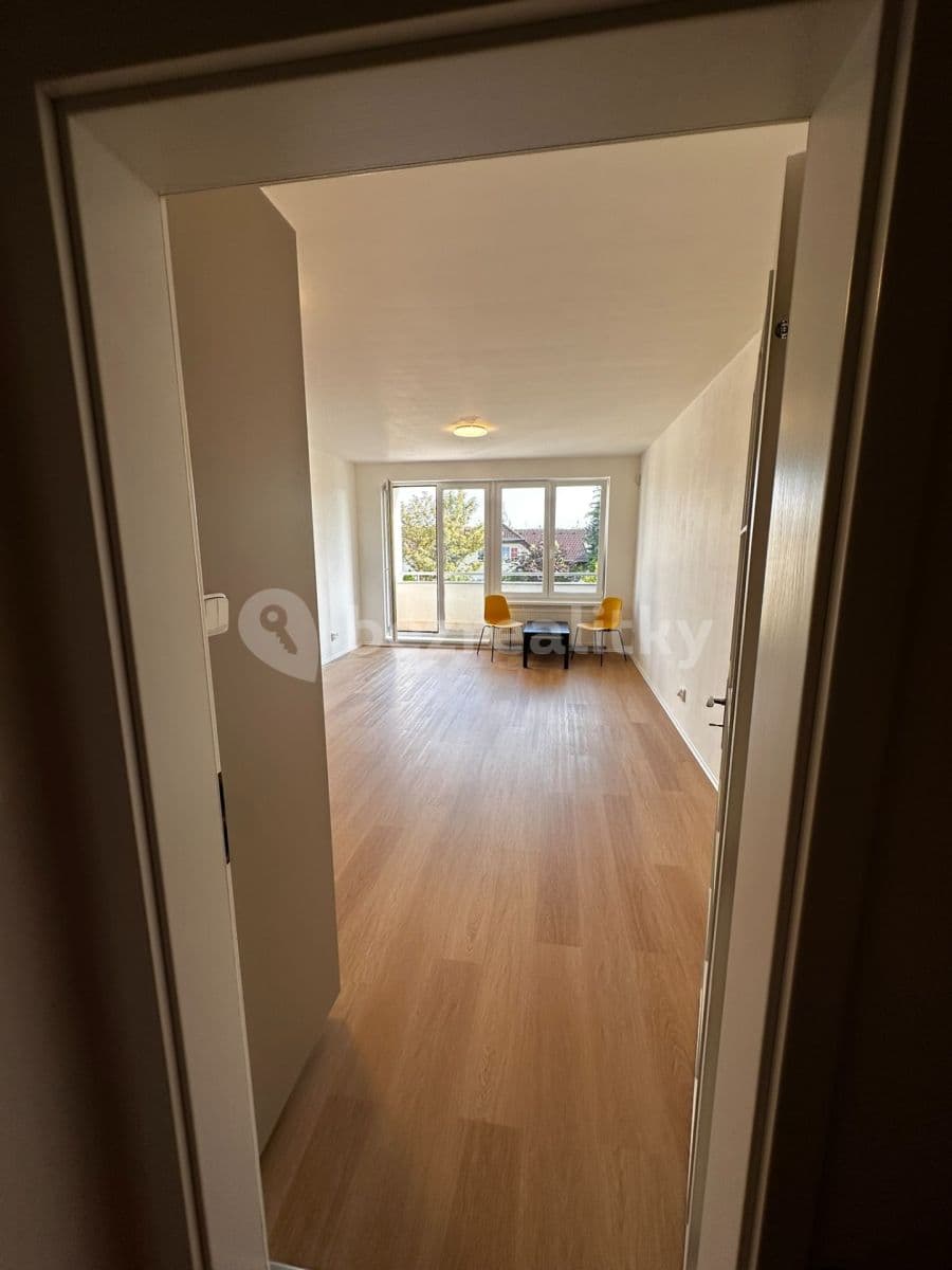 Pronájem bytu 1+kk 34 m², Toskánská, Hostivice, Středočeský kraj Pronájem bytu 1+kk 34 m², Toskánská, Hostivice, Středočeský kraj