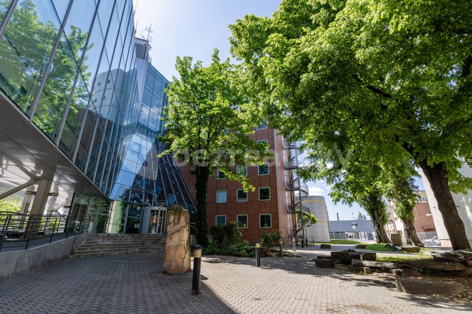 Pronájem kanceláře 18 m², Plynárenská, Brno, Jihomoravský kraj Pronájem kanceláře 18 m², Plynárenská, Brno, Jihomoravský kraj